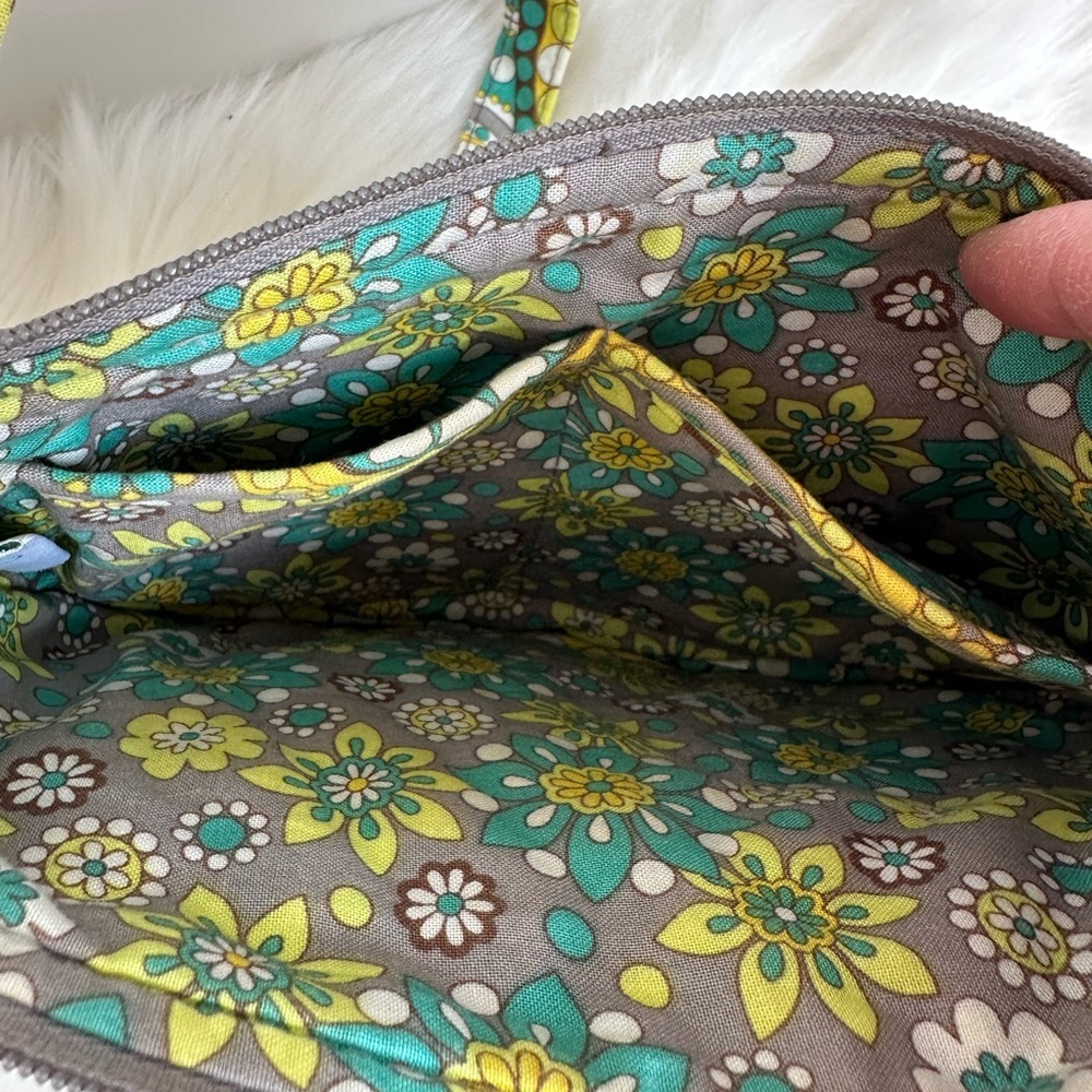 Vera Bradley Lizzy Lemon Parfait Yellow Crossbody Bag - Picture 12 of 16